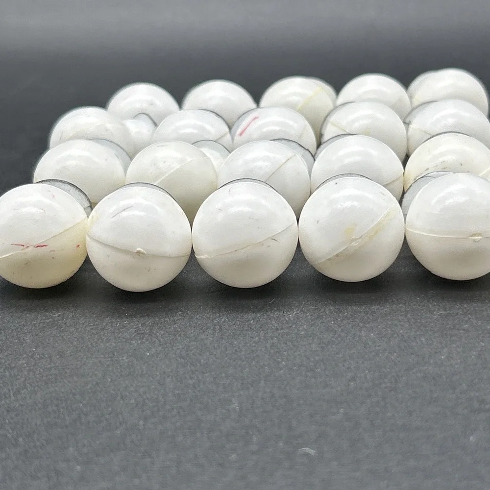 Snowman Christmas String Light Bulb Replacement Covers, White Plastic, Lot of 21
